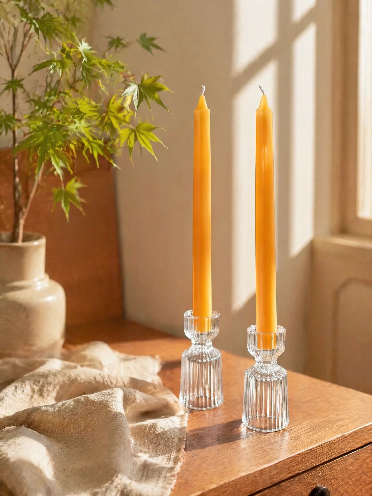 Yellow Long Scented Candle Set, No Black Smoke, Made of Soy Wax, Can Burn for 5 Hours, Suitable for Wedding and Home Decoration